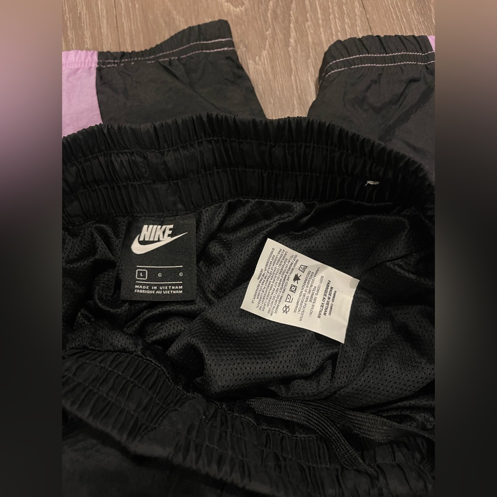 Nike Sportswear Heritage Big Kids (Girls) Woven Pants - Picture 5 of 9